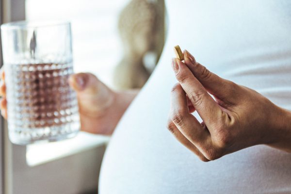 How to Choose a Prenatal Vitamin