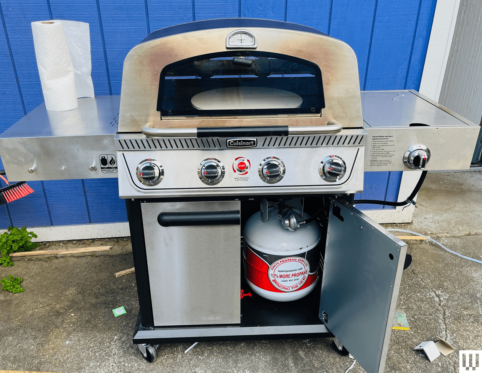 Image may contain Device Electrical Device Appliance Burner and Oven