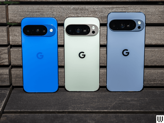 Image may contain: Electronics, Mobile Phone, and Phone